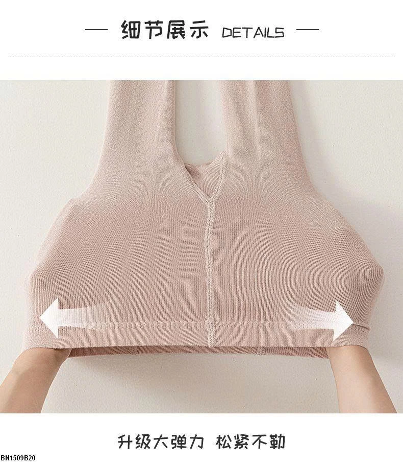 QUẦN TẤT MIU MIU GẮN NƠ