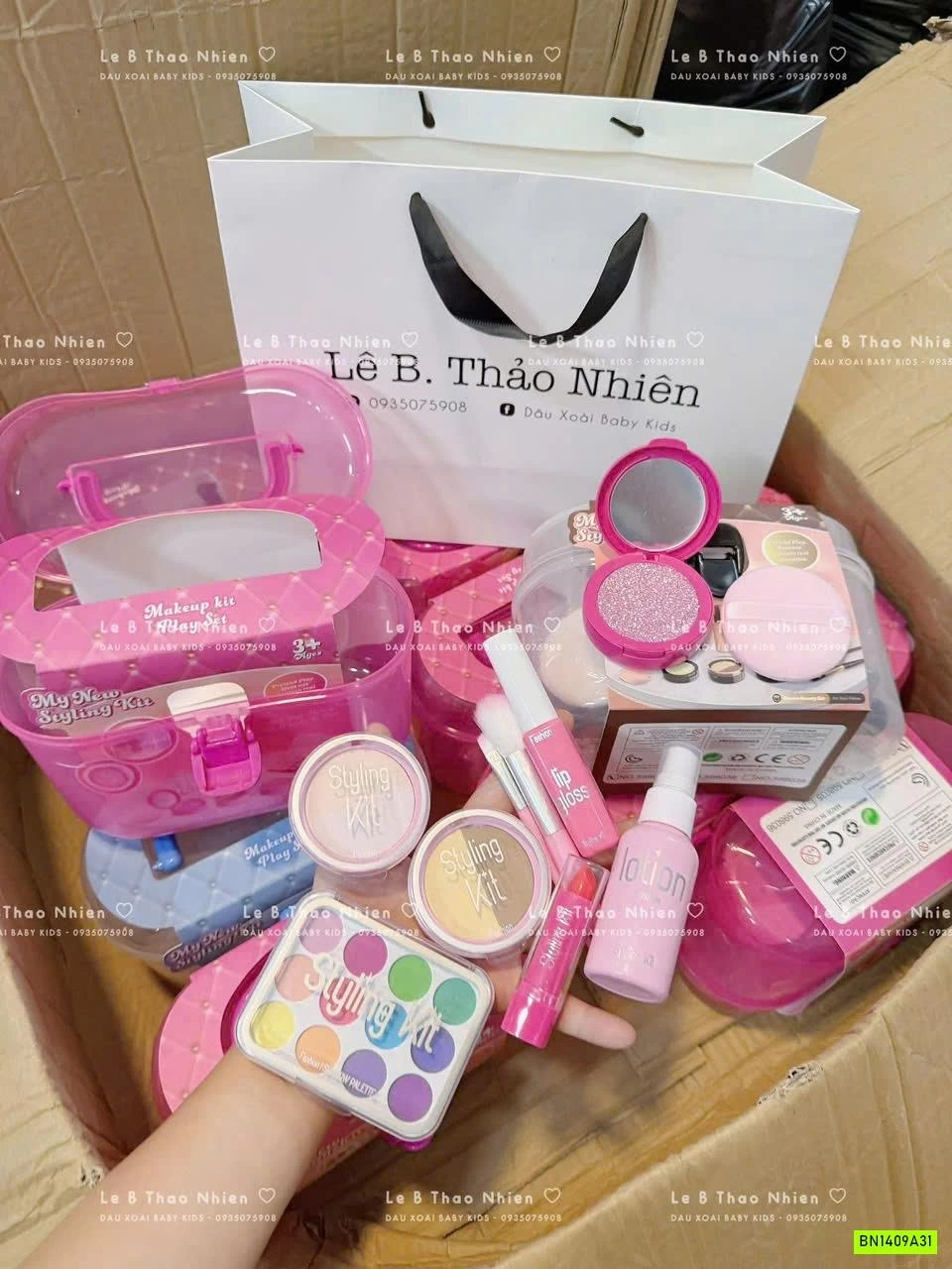 BỘ ĐỒ CHƠI TRANG ĐIỂM CHO BÉ
