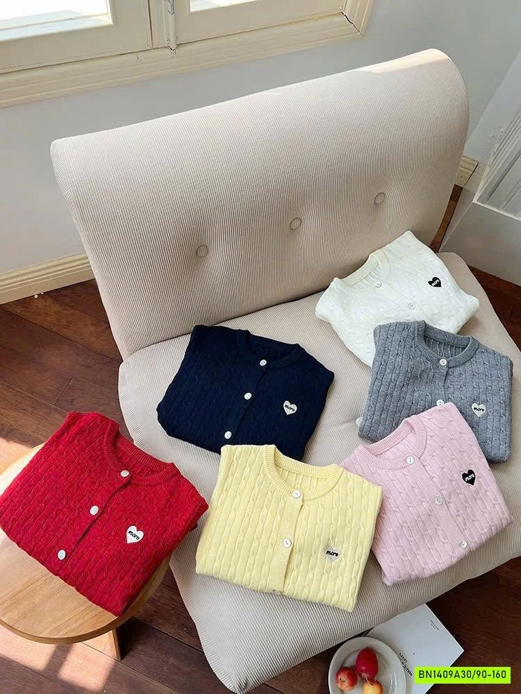 CARDIGAN THÊU TRÁI TIM 24Y159 AMBB