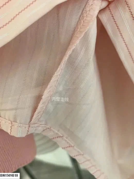 ÁO SƠ MI KẺ KÈM KHĂN SIÊU XINH