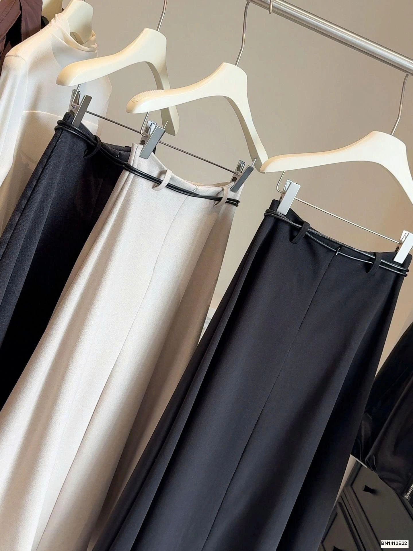 CHÂN VÁY DÁNG DÀI CHO NỮ ANNA