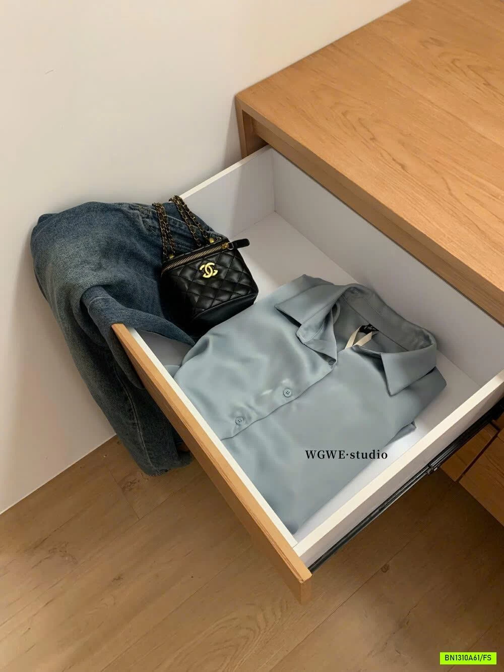 SƠ MI LỤA TAY RÚT CÁCH ĐIỆU WGWE7604