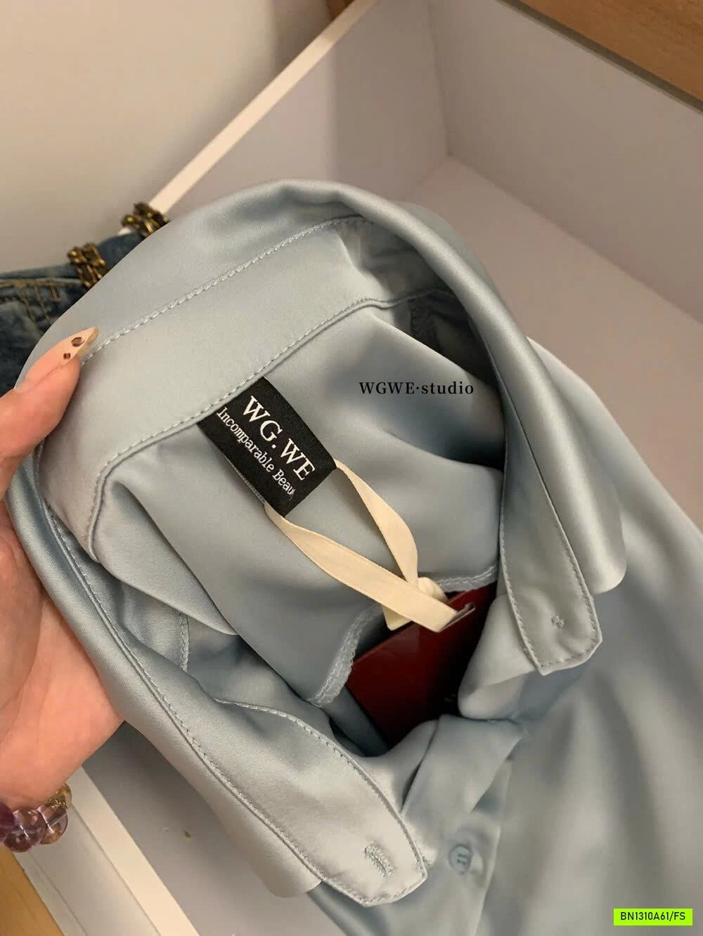 SƠ MI LỤA TAY RÚT CÁCH ĐIỆU WGWE7604