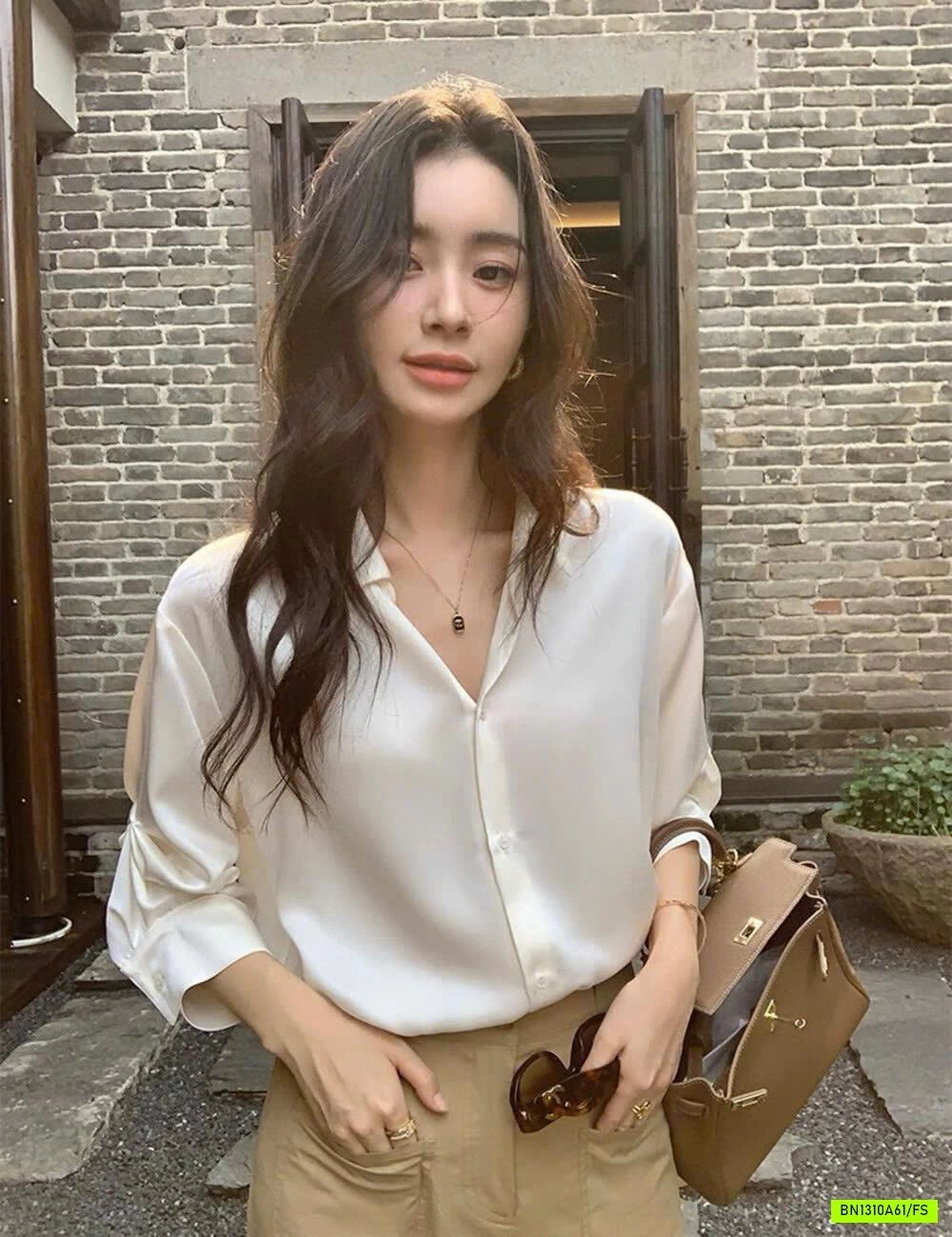 SƠ MI LỤA TAY RÚT CÁCH ĐIỆU WGWE7604