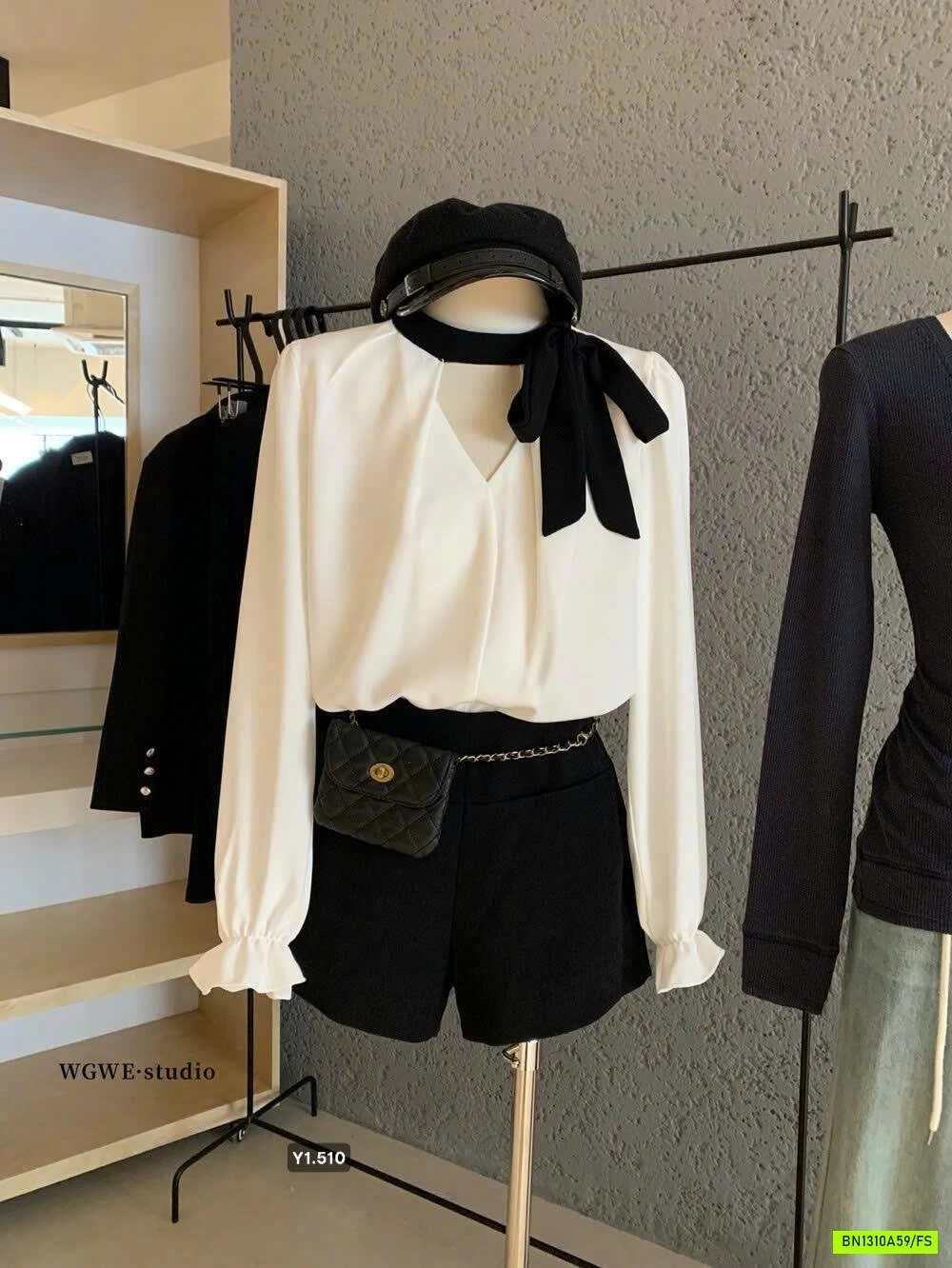 SƠ MI DÀI TAY CỔ V THẮT NƠ WGWE7428