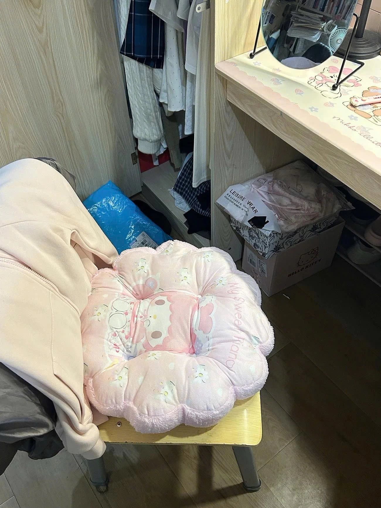 GỐI KÊ MÔNG HỒNG MELODY