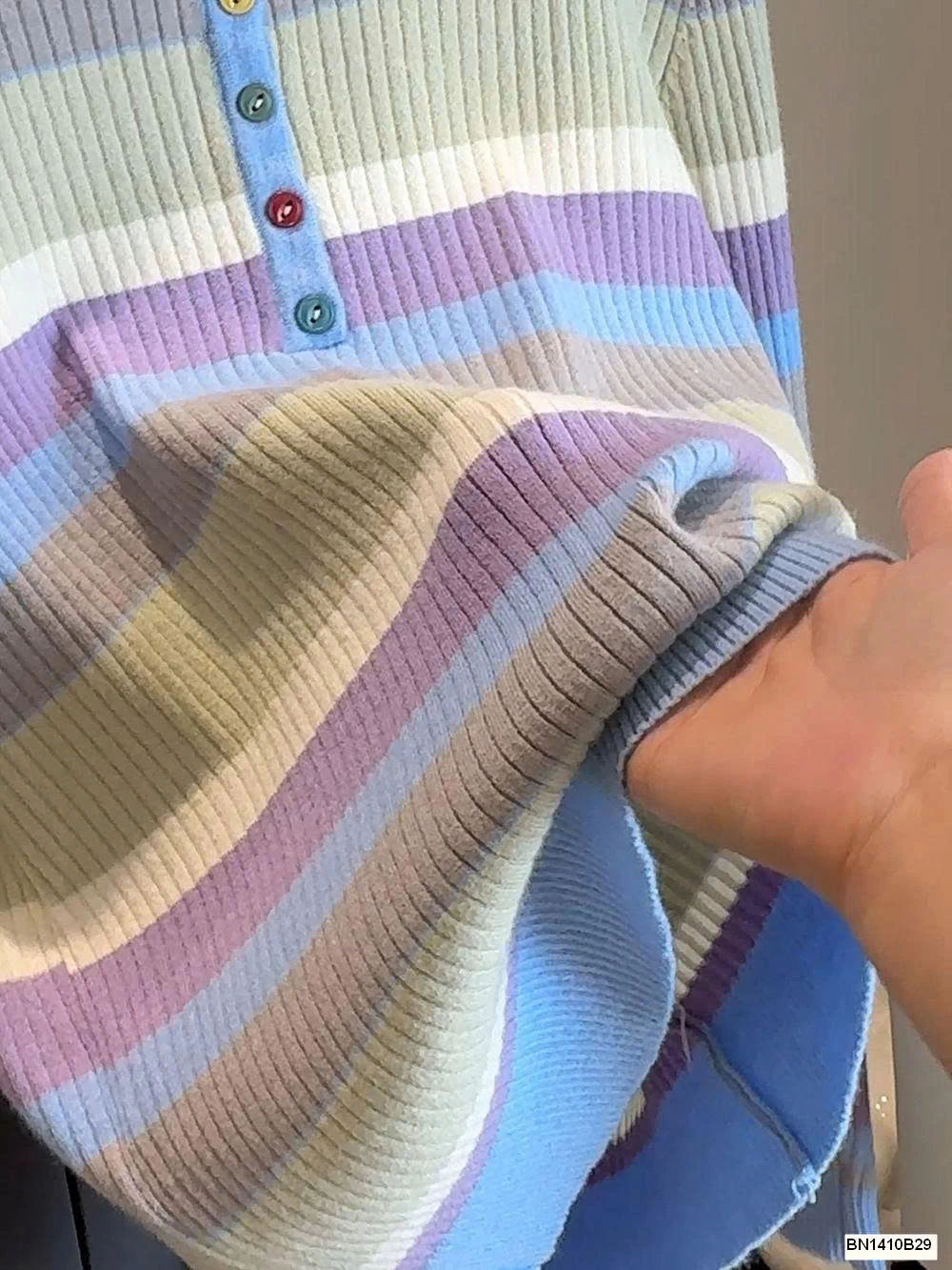 ÁO LEN KẺ NGANG CÚC MÀU