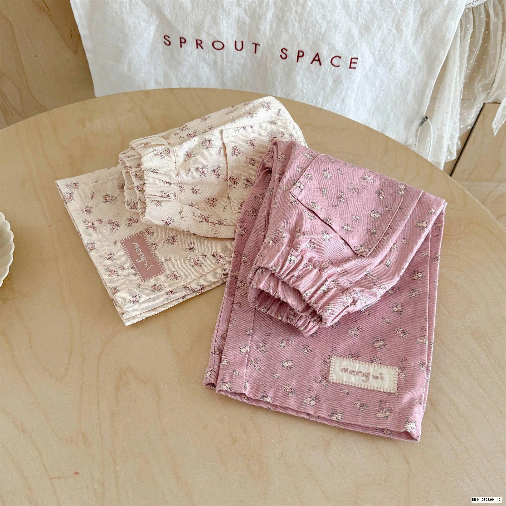 QUẦN SUÔNG HOA NHÍ