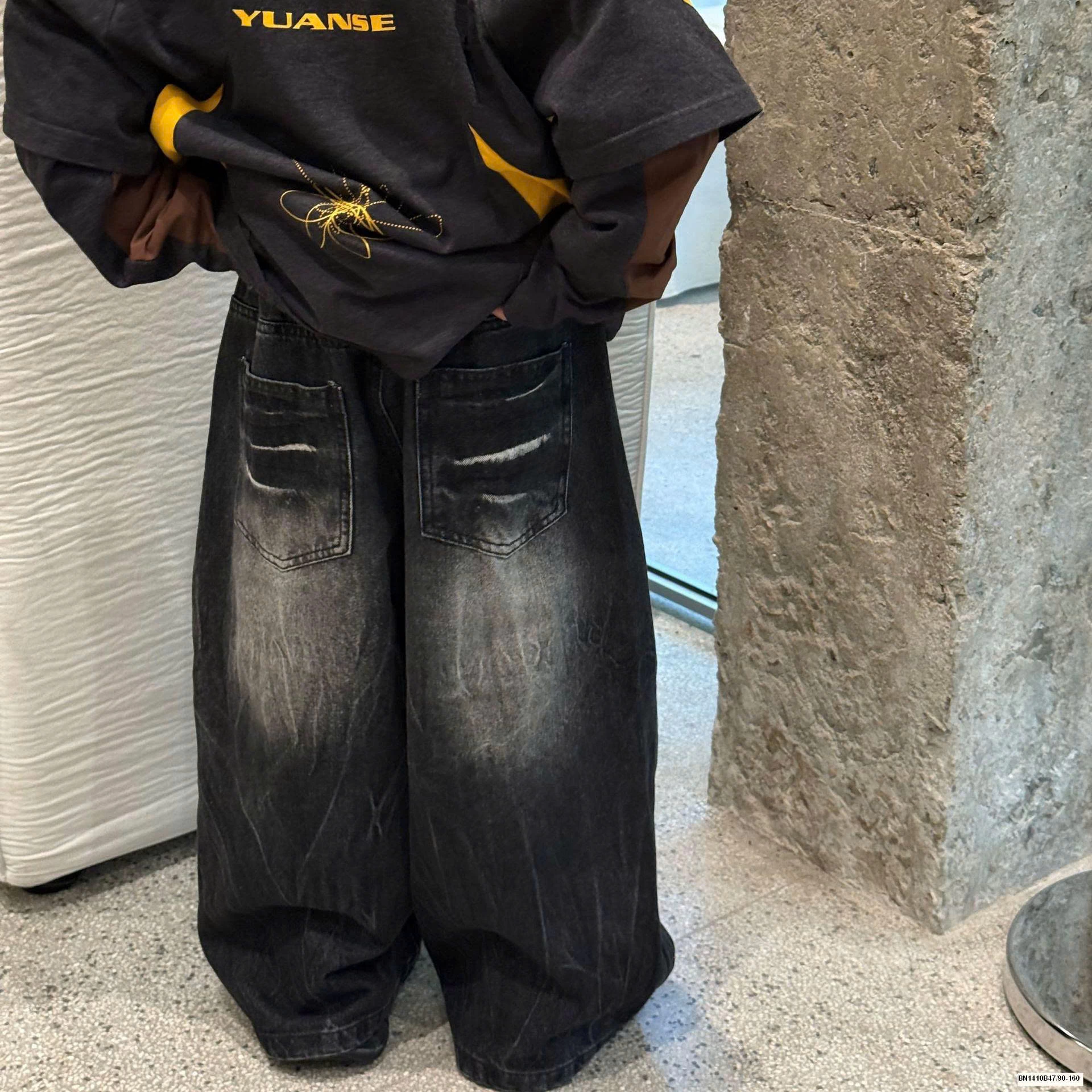 QUẦN JEAN ỐNG RỘNG BẠC MÀU