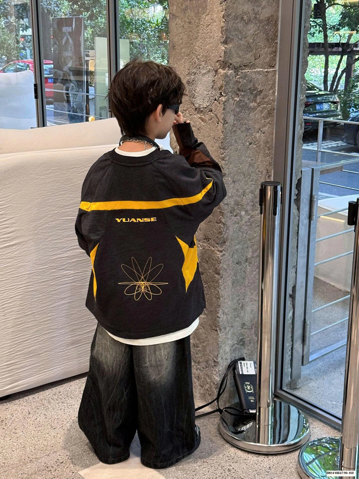 QUẦN JEAN ỐNG RỘNG BẠC MÀU