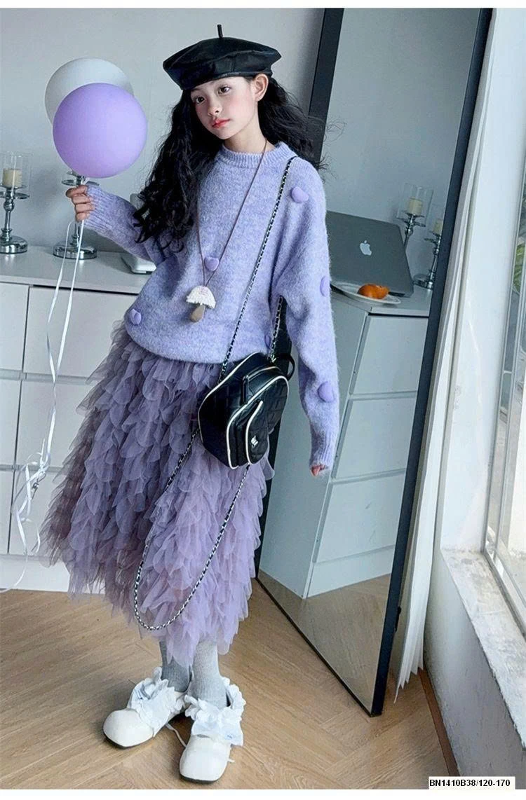 SET ÁO LEN TIM PHỐI CHÂN VÁY CHO BÉ