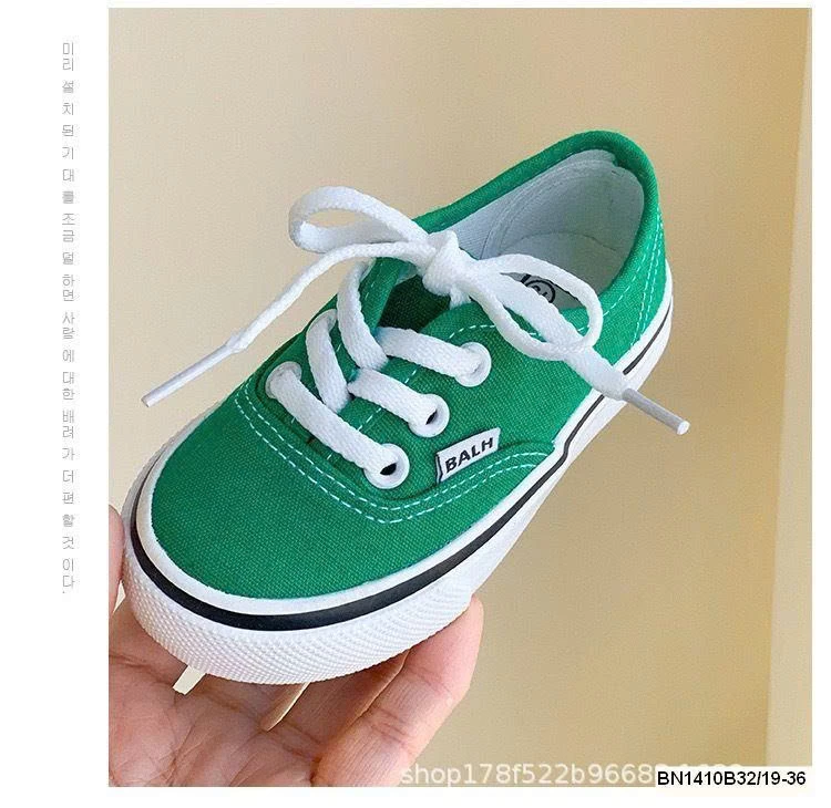 GIÀY THỂ THAO BASIC BÉ TRAI