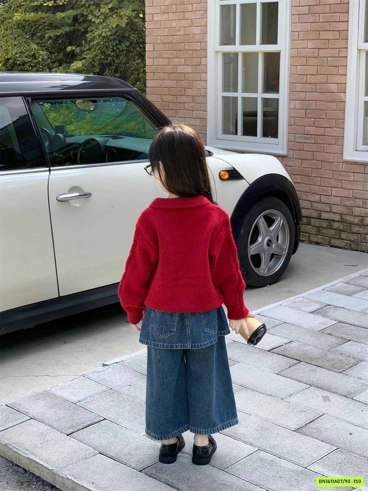 JEANS SUÔNG GIẢ VÁY MIX ÁO LEN ĐỎ