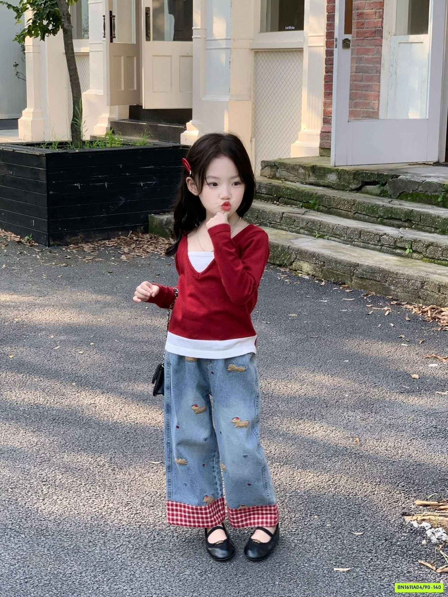 JEANS SUÔNG THÊU NỔI PHỐI CARO