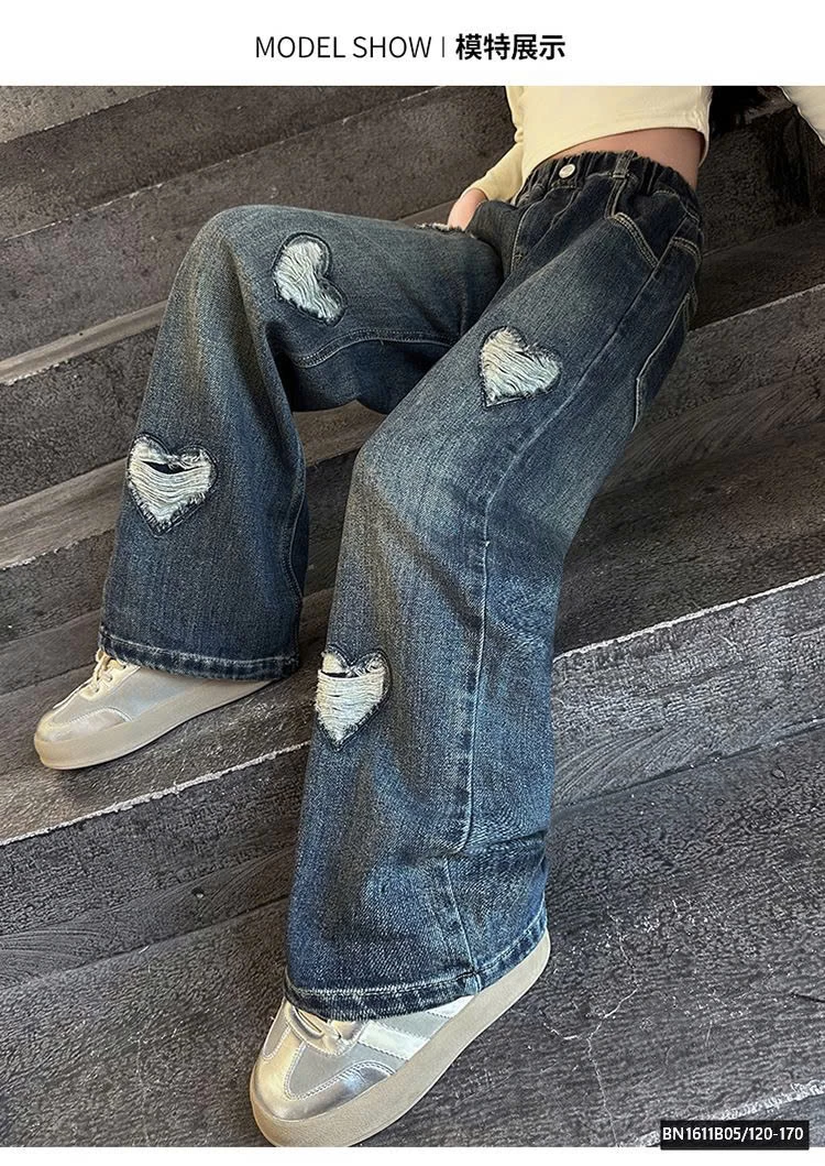 QUẦN JEAN RÁCH TRÁI TIM