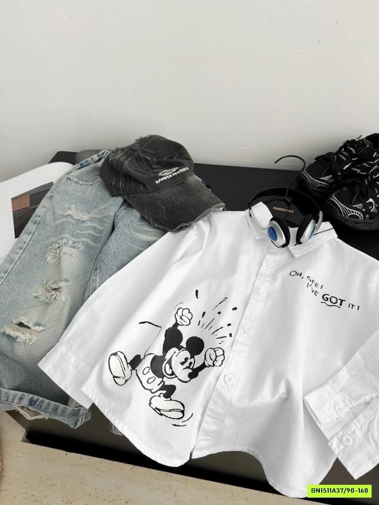 SƠ MI TRẮNG IN MICKEY CỔ ĐỨC