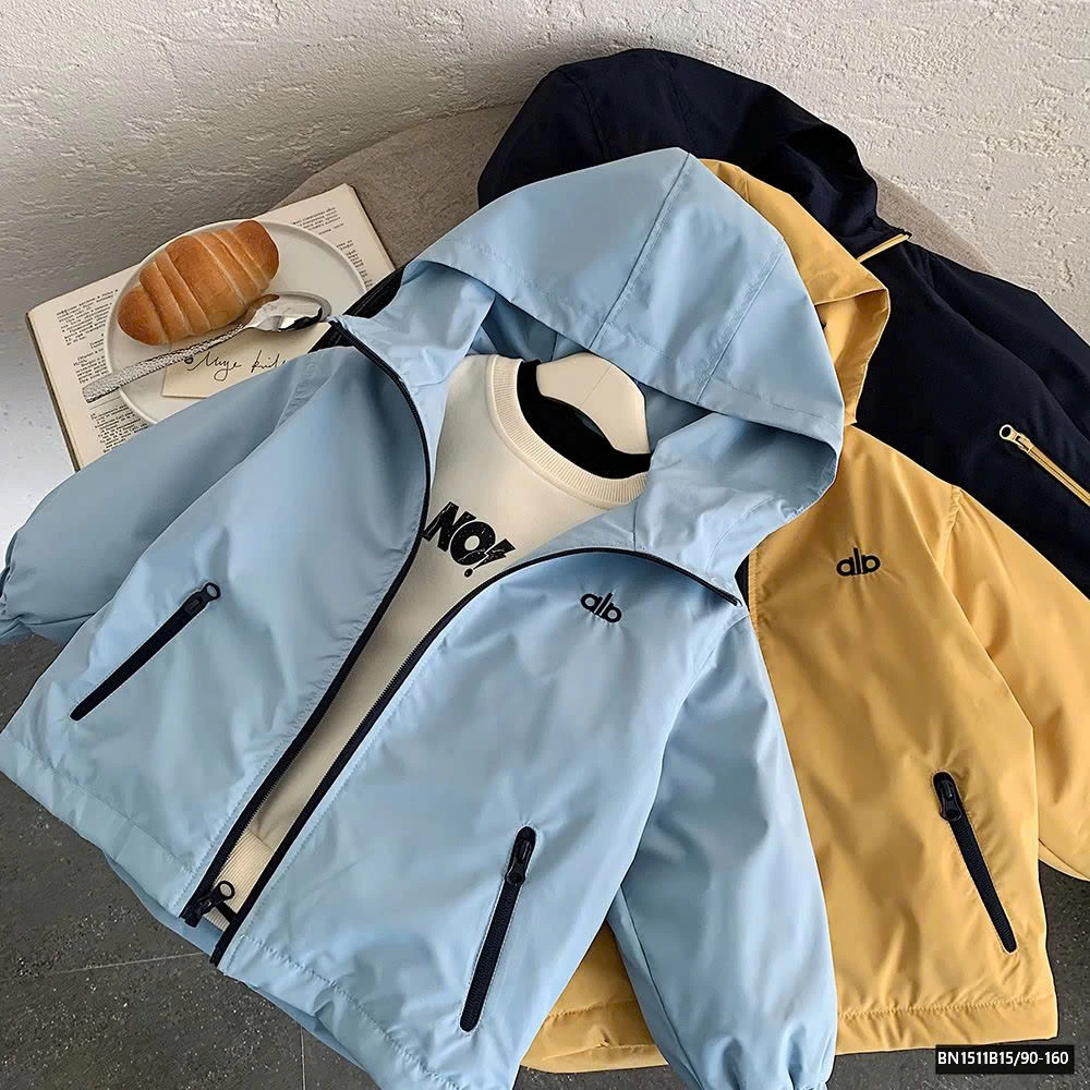 ÁO KHOÁC GIÓ TRẦN TRÁM ALA