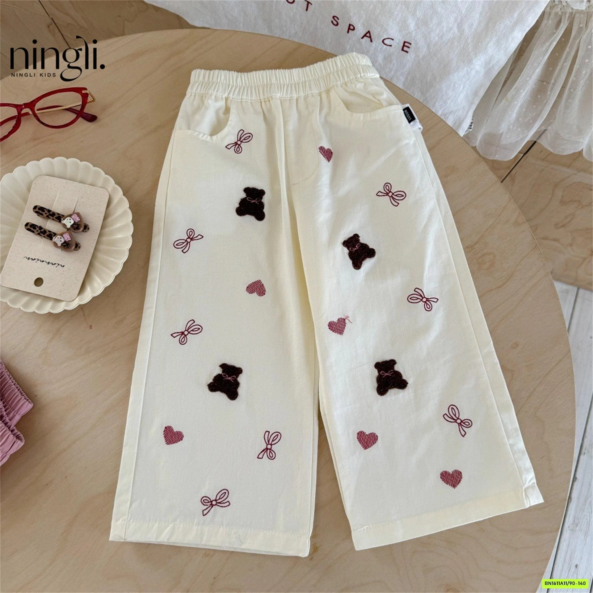 QUẦN SUÔNG MỀM THÊU HỌA TIẾT NINGLI