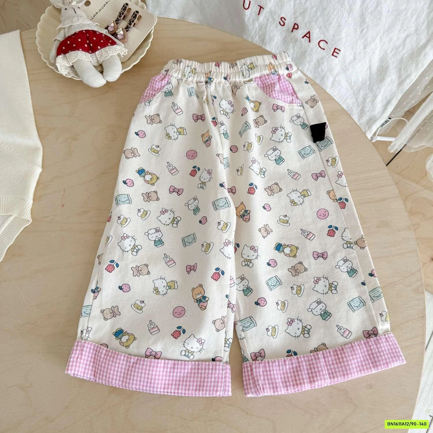 SÉT ÁO PHỐI MÀU TAY MIX QUẦN KITTY NINGLI