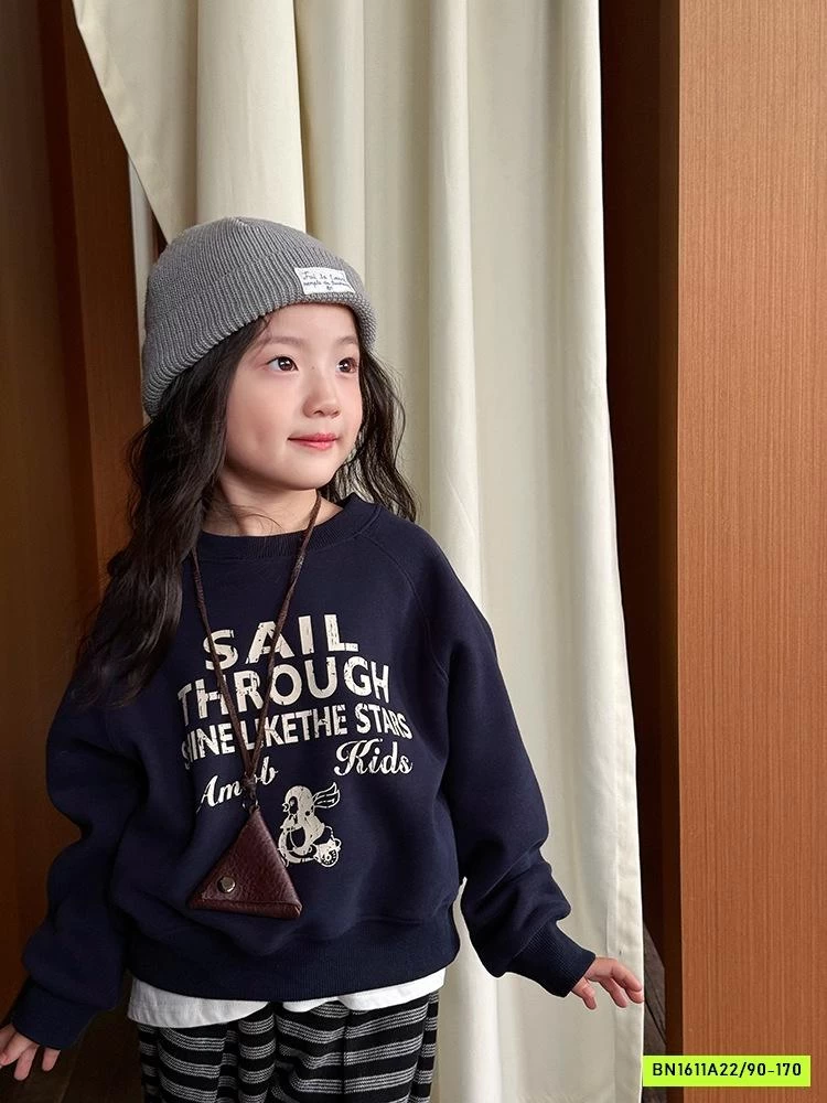 ÁO NỈ TRƠN MÀU IN CHỮ 25F021 AMBB