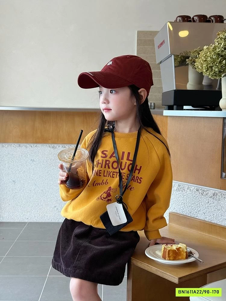 ÁO NỈ TRƠN MÀU IN CHỮ 25F021 AMBB