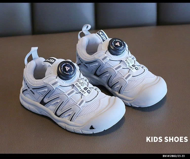 GIÀY THỂ THAO LƯỚI KHÓA VẶN