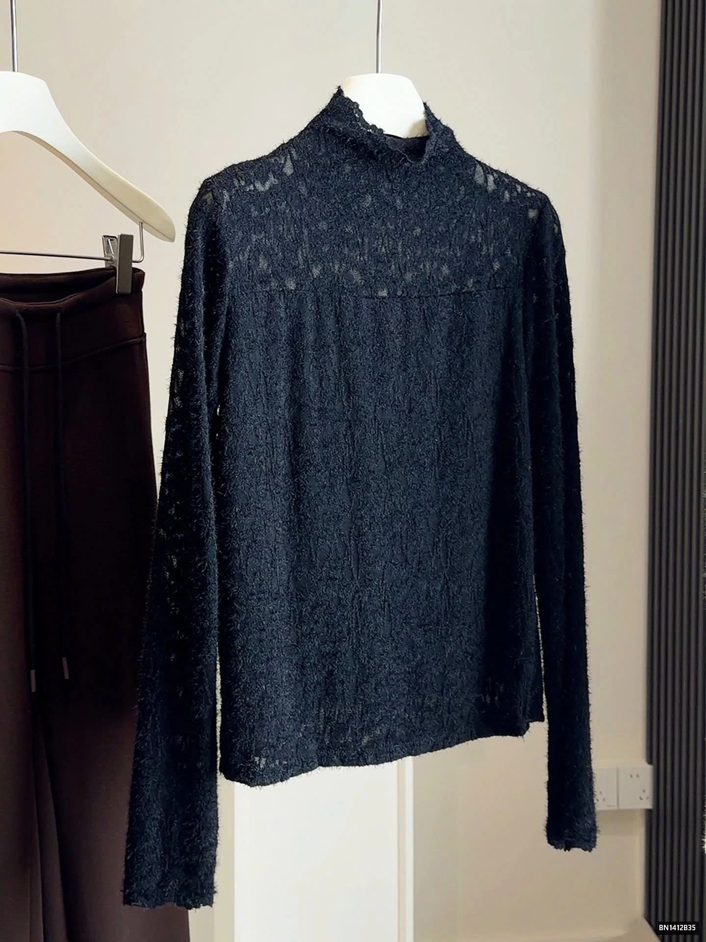 ÁO REN CAO CỔ LÓT NHUNG