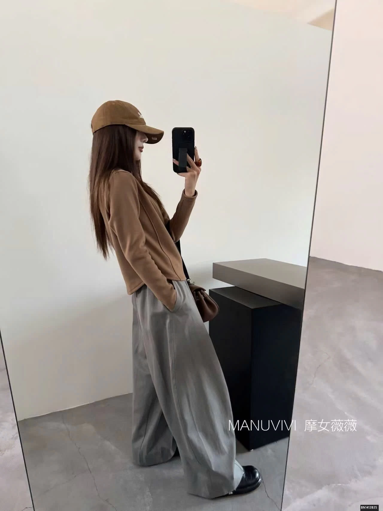 ÁO KHOÁC NỈ BÔNG 2 LỚP DÁNG THỂ THAO