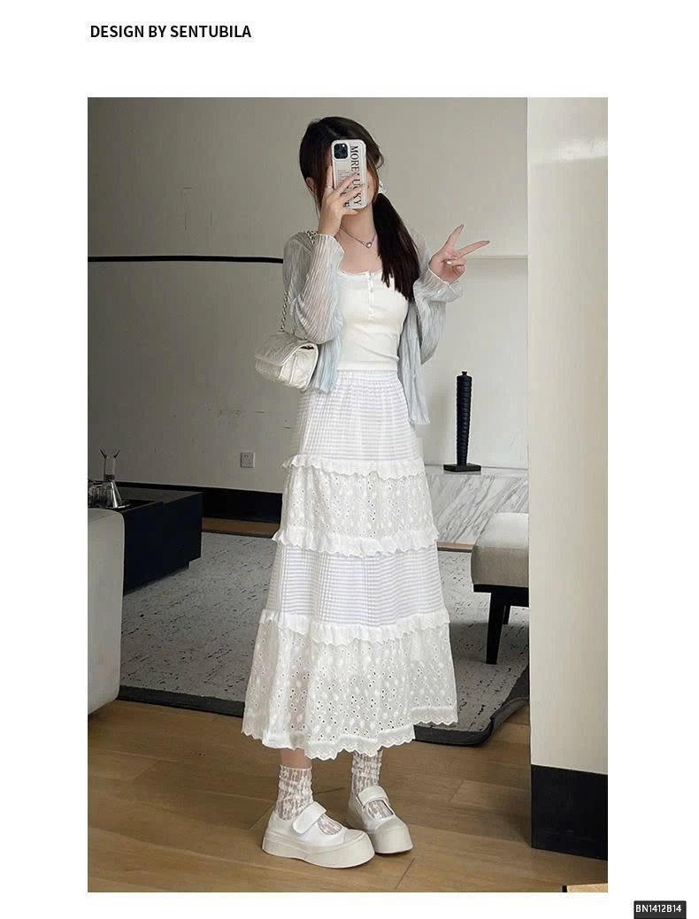 CHÂN VÁY MAXI TRẮNG REN TẦNG