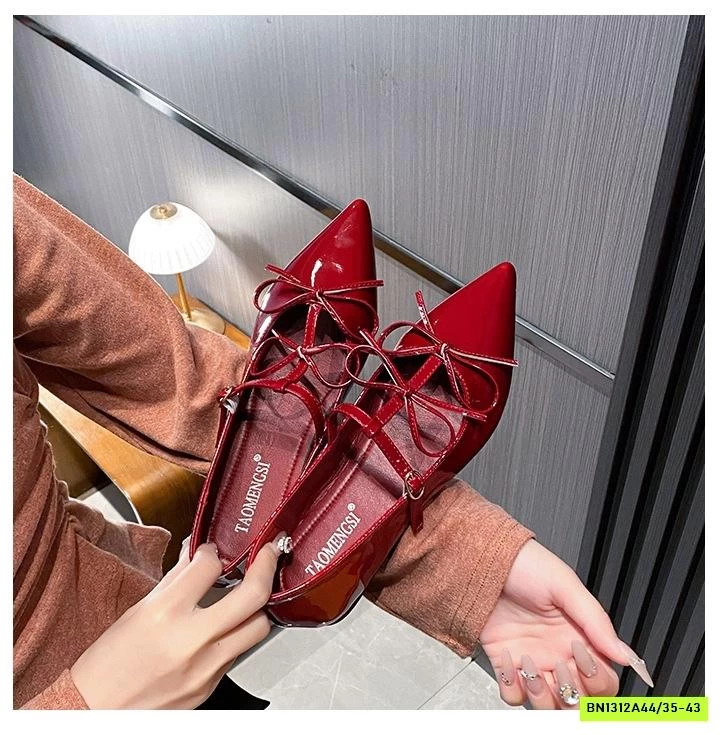 GIÀY ĐỎ MŨI NHỌN NỮ