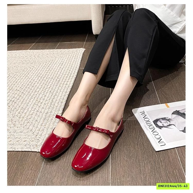 GIÀY ĐỎ MŨI NHỌN NỮ