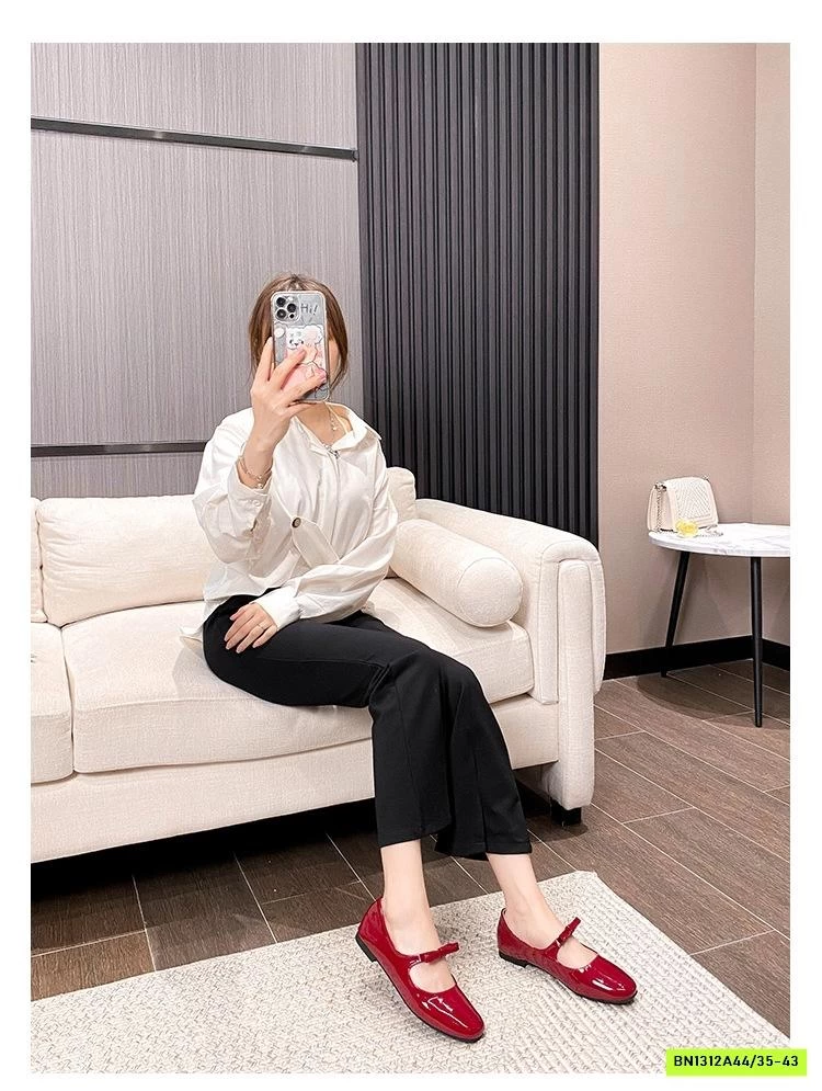 GIÀY ĐỎ MŨI NHỌN NỮ