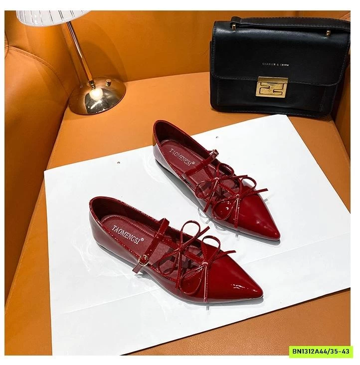 GIÀY ĐỎ MŨI NHỌN NỮ