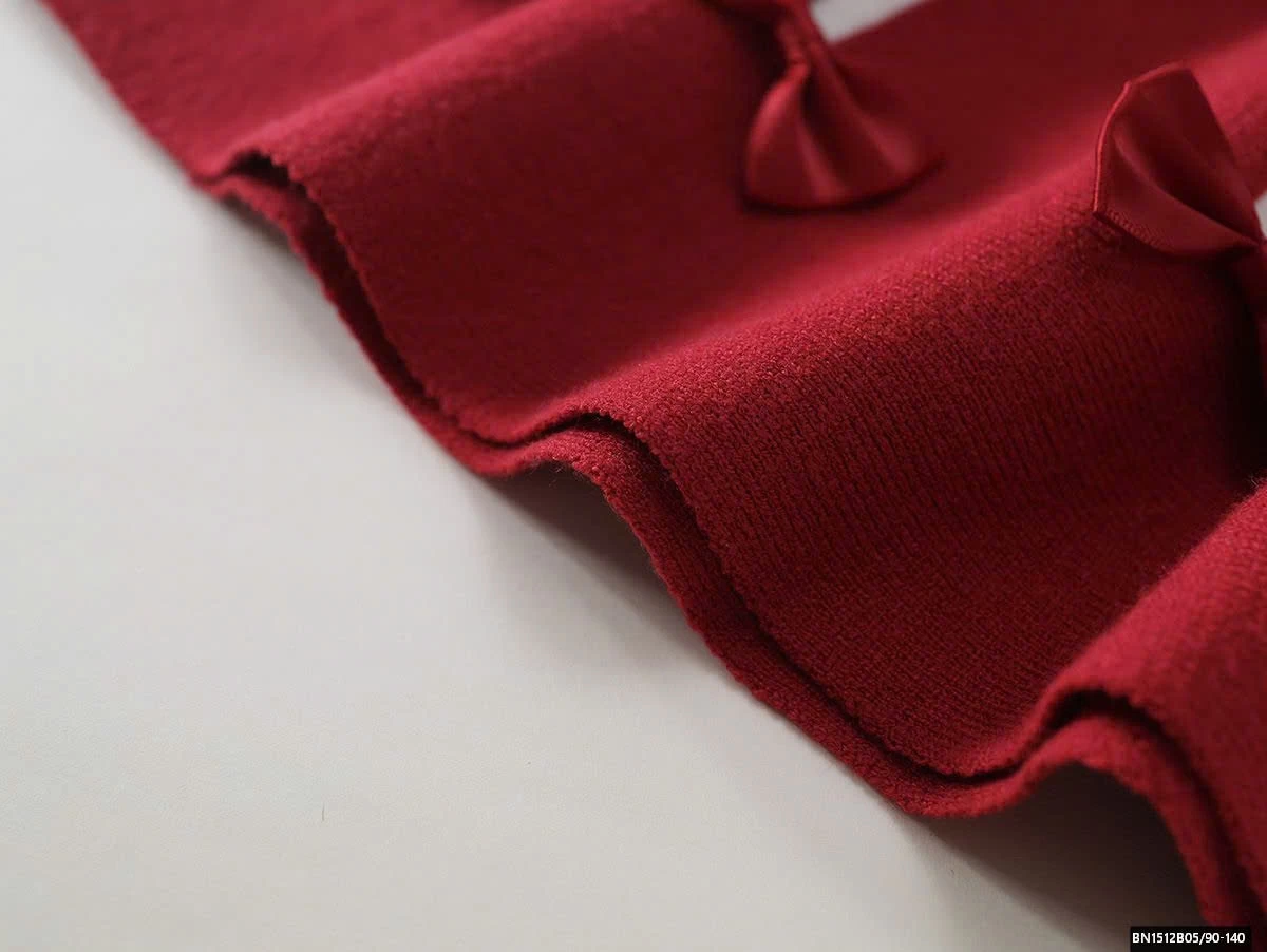 ĐẦM LEN ĐÍNH NƠ CỔ CARO PREMIUM