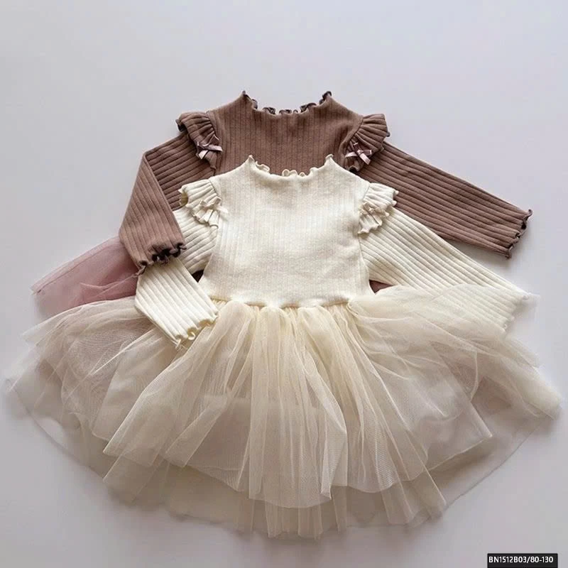 ĐẦM LEN DÀI TAY PHỐI VOAN