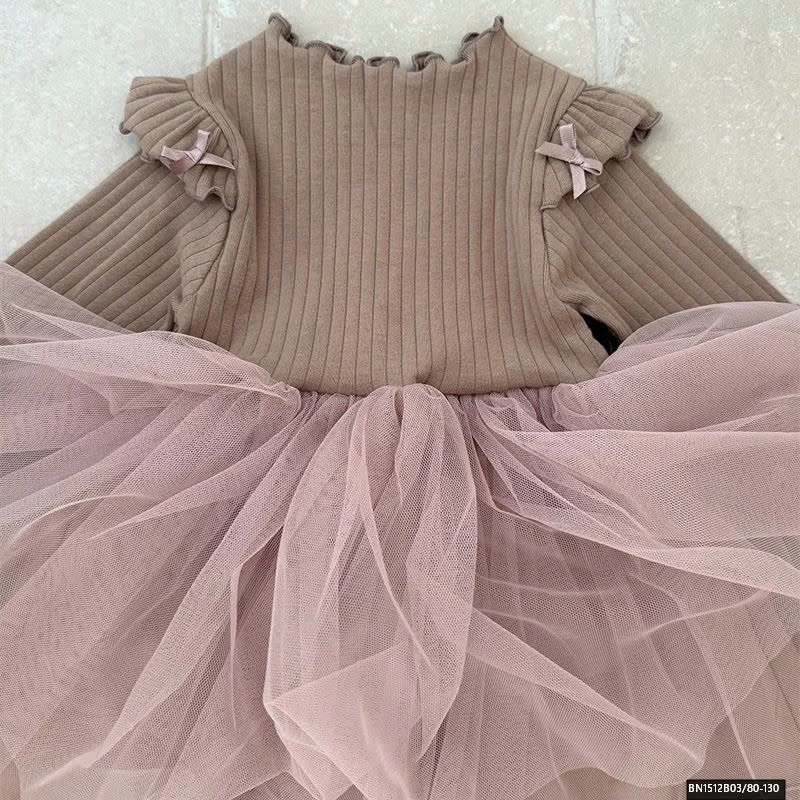 ĐẦM LEN DÀI TAY PHỐI VOAN