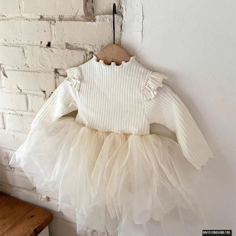 ĐẦM LEN DÀI TAY PHỐI VOAN