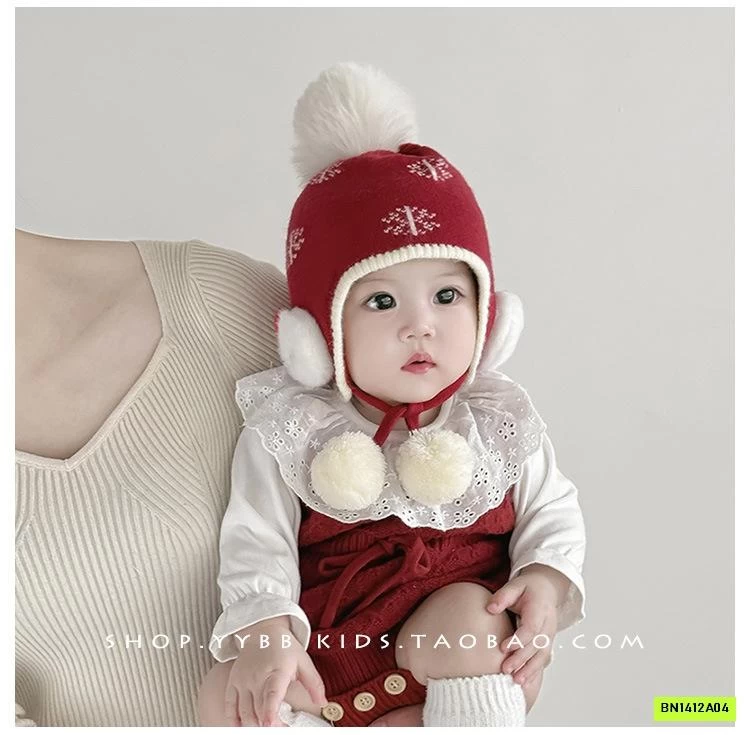 MŨ LEN ĐỎ BỊT TAI GẮN BÔNG DỄ THƯƠNG