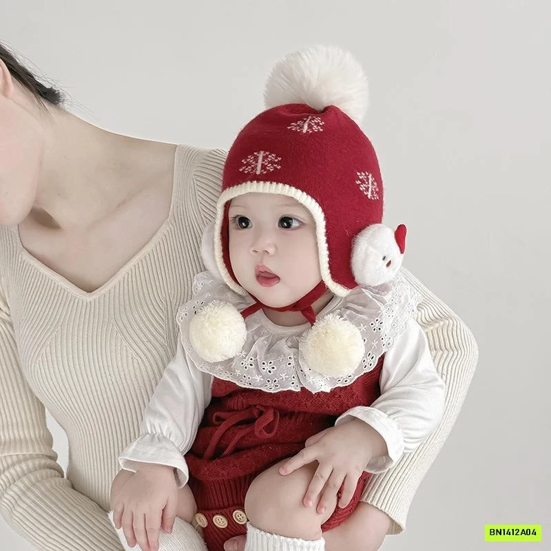 MŨ LEN ĐỎ BỊT TAI GẮN BÔNG DỄ THƯƠNG