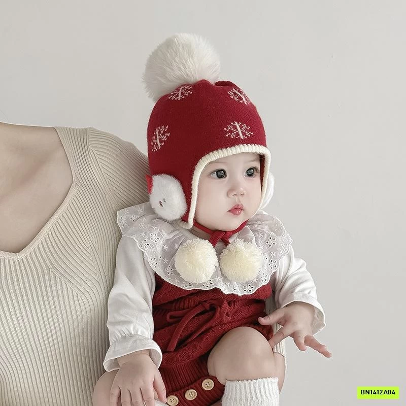 MŨ LEN ĐỎ BỊT TAI GẮN BÔNG DỄ THƯƠNG