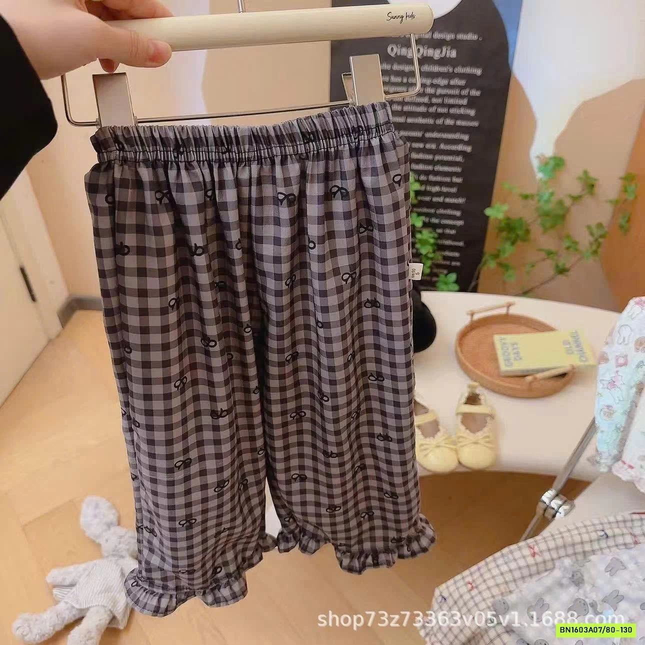 QUẦN CHỐNG MUỖI HỌA TIẾT DỄ THƯƠNG