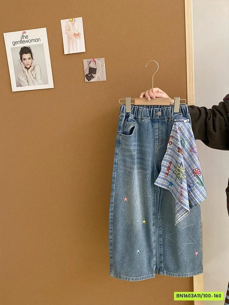 JEANS SUÔNG NGÔI SAO KÈM KHĂN CÁ TÍNH