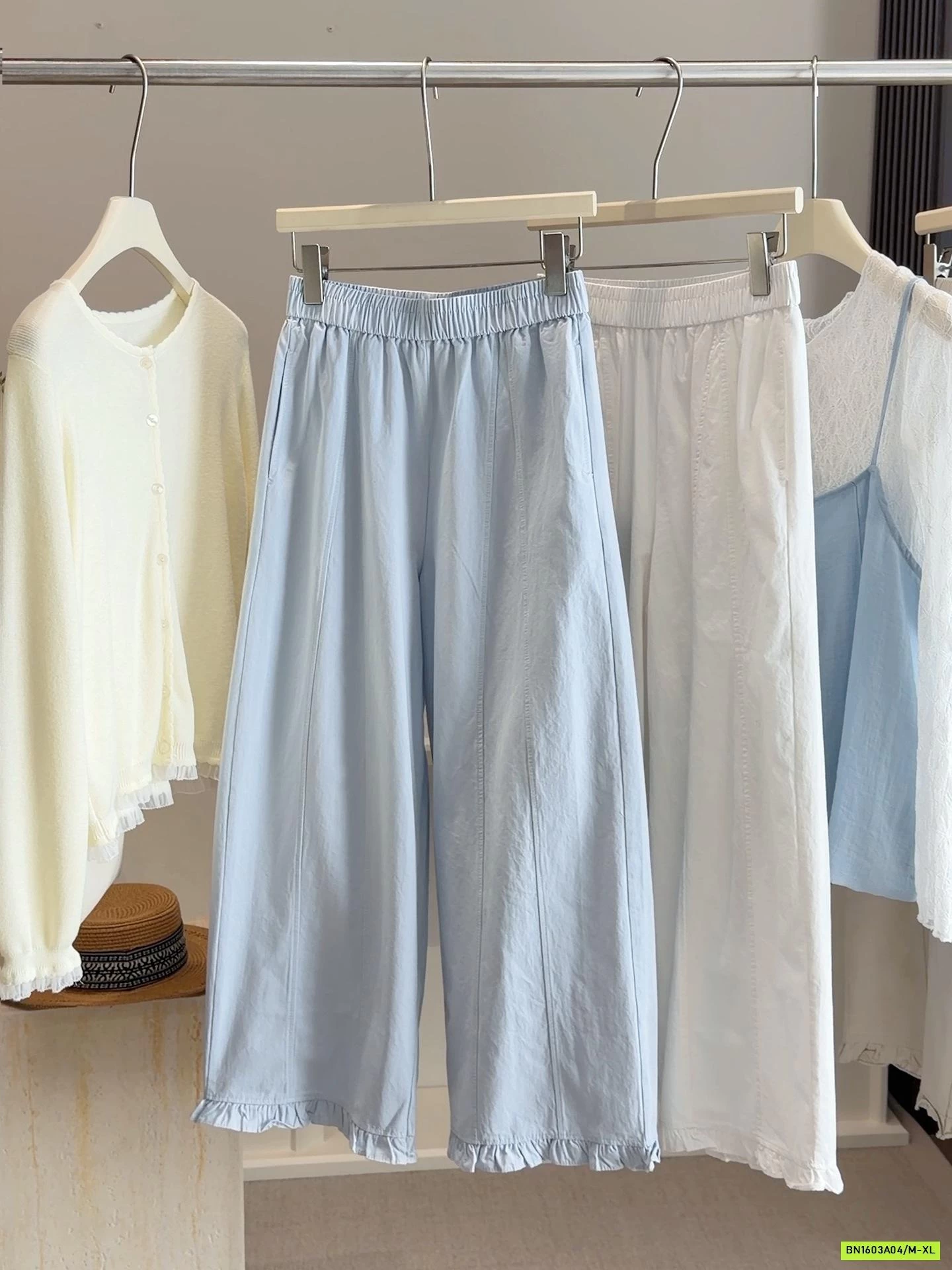 QUẦN SUÔNG VIỀN BÈO ANNA