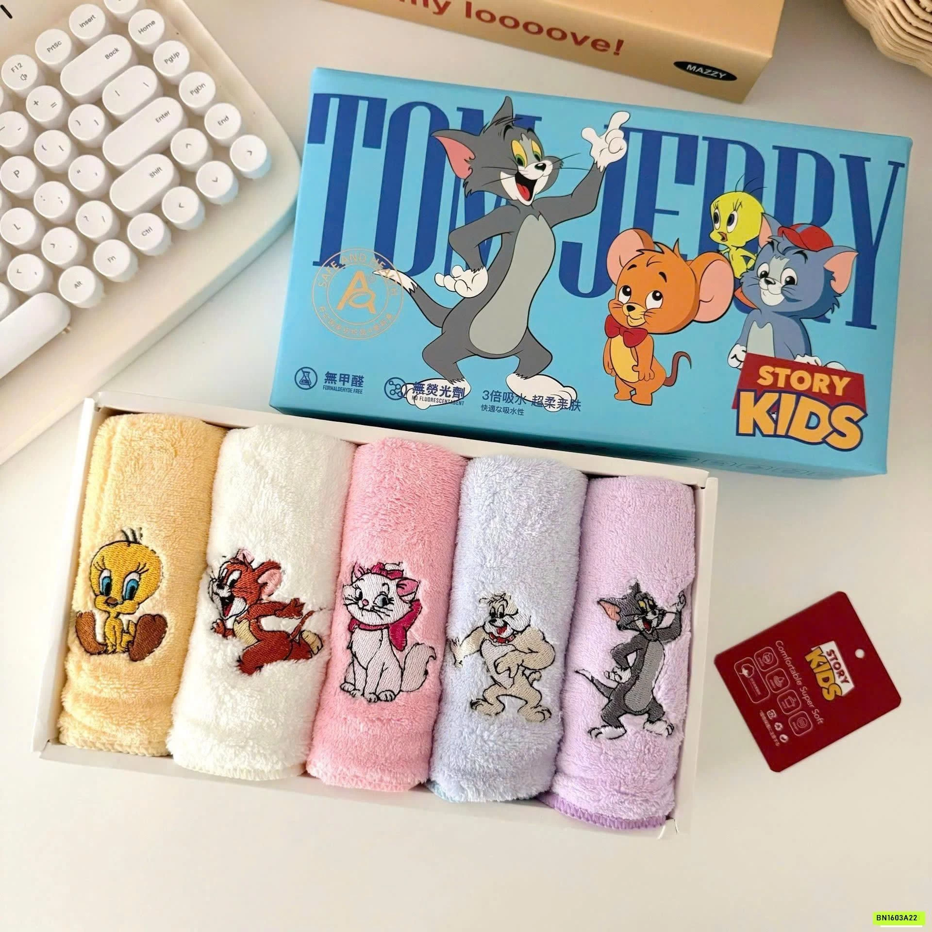 SÉT 5 KHĂN MẶT SIÊU MỀM CHO BÉ