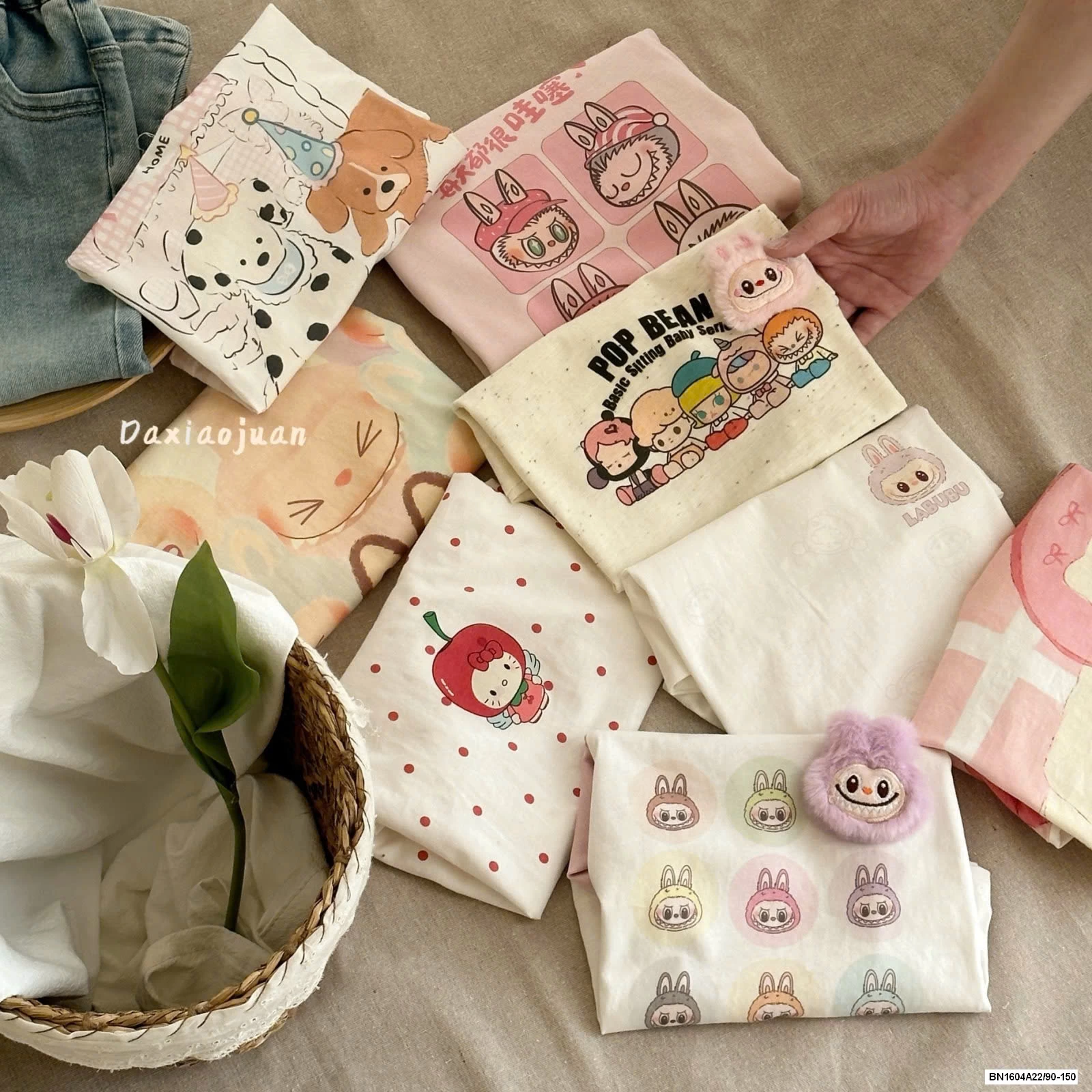 ÁO THUN LABUBU MIX LEGGING KẺ