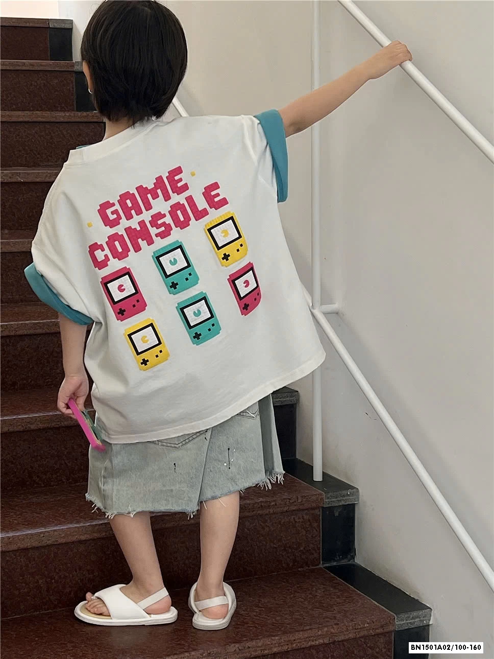 SHORT JEANS TUA GẤU VẢY SƠN SNIDOLS