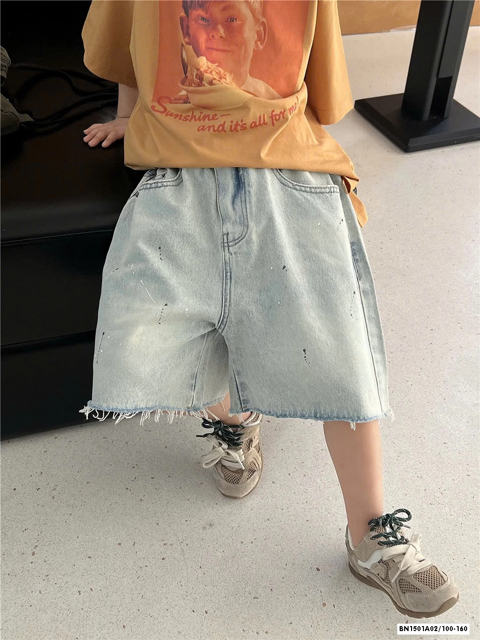 SHORT JEANS TUA GẤU VẢY SƠN SNIDOLS