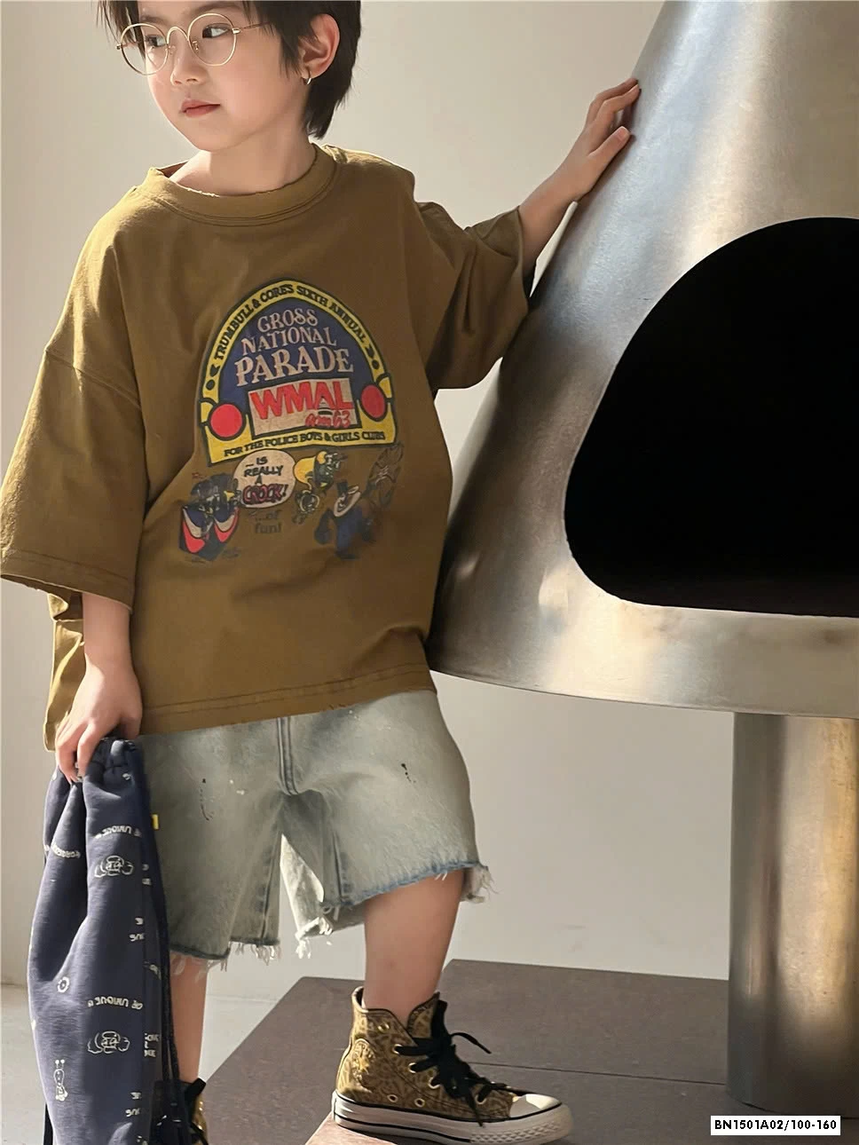 SHORT JEANS TUA GẤU VẢY SƠN SNIDOLS