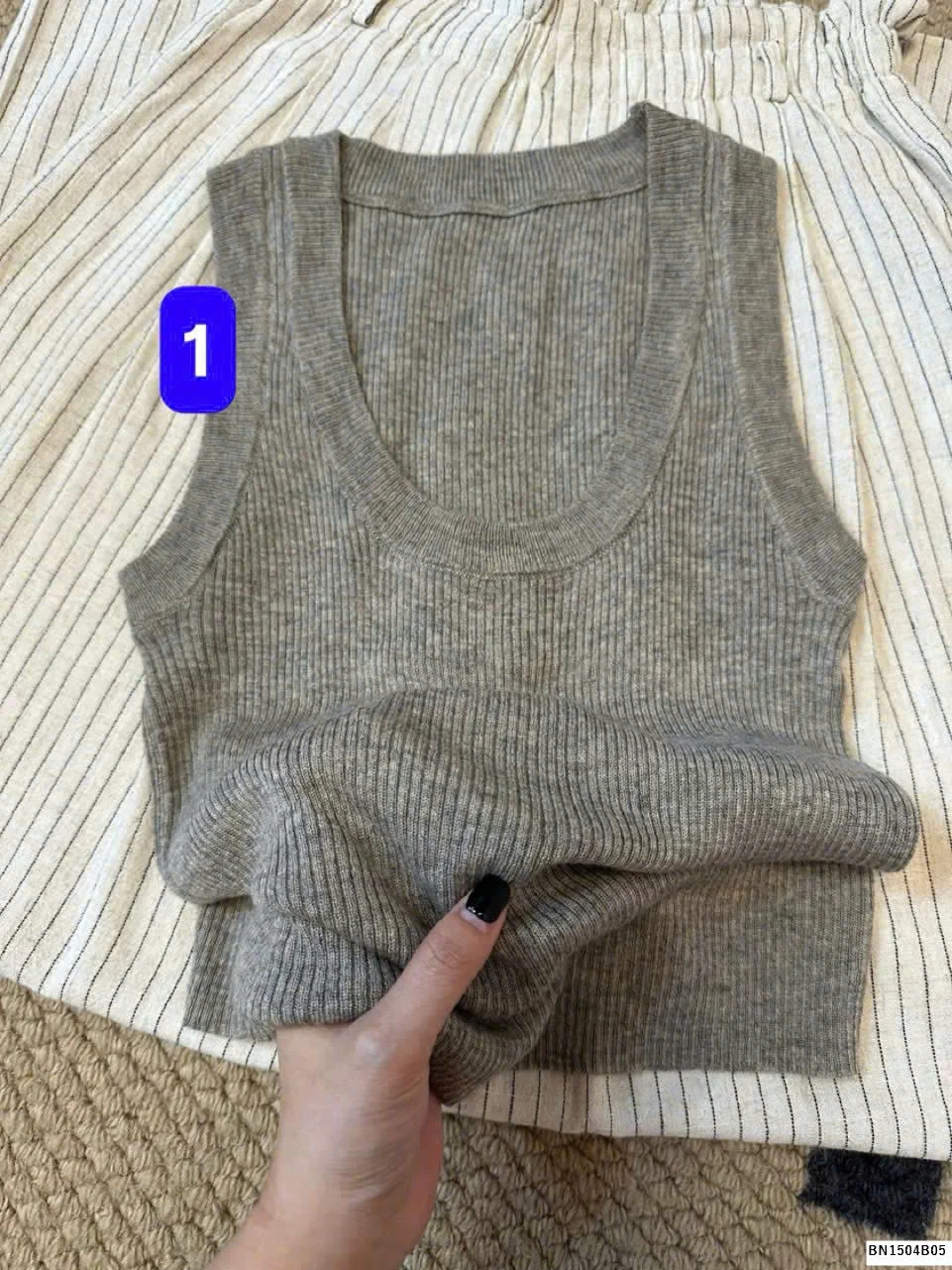 ÁO BA LỖ DỆT KIM NỮ