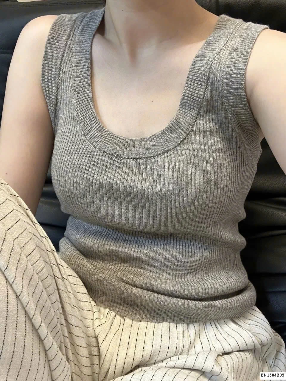 ÁO BA LỖ DỆT KIM NỮ